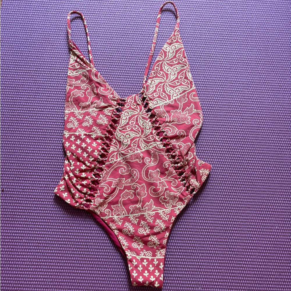 San Lorenzo Swim Reversible Plunge One Piece
